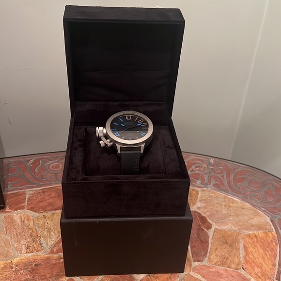 Special edition U-Boat timepiece. 1 year old. - Picture 4 of 10